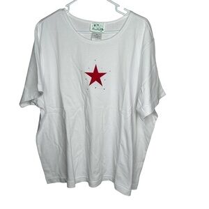 Quaker Factory Women’s Star Bling Shirt Size 2X White Red Star S/S